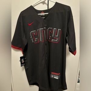 Elly De La Cruz Cincinnati Reds City Connect Jersey NWT